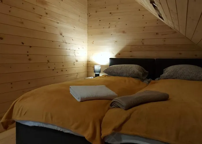 Semesterbostad Farwne Checze